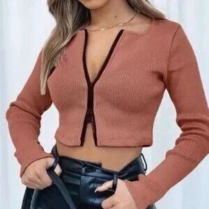 WHITE FOX Real Thing Knit Zip Front Crop Top in Terracotta